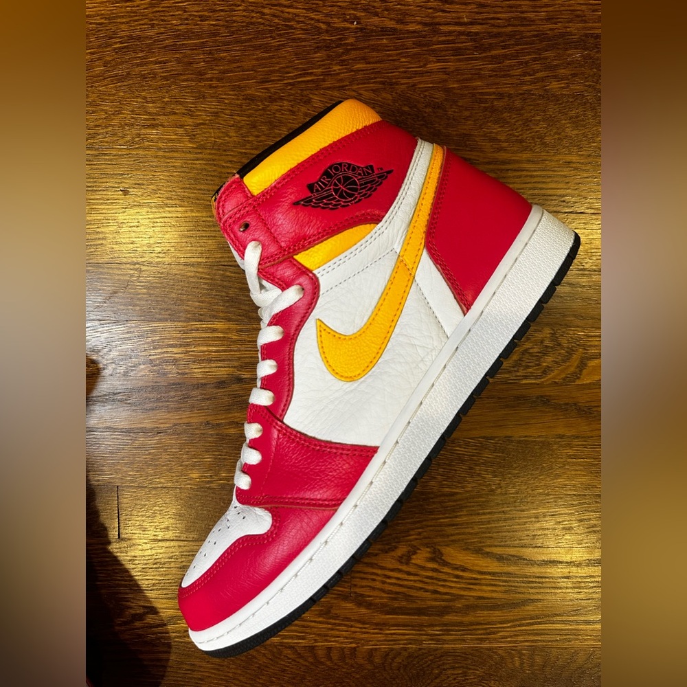 Jordan sneakers - Picture 3 of 7